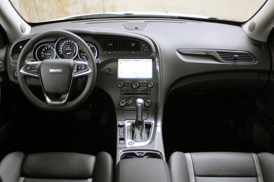  Saab 9-4X 2011 года  (фото 31 из 145)
